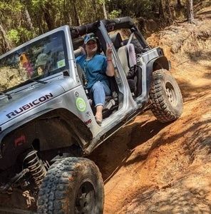 Meet your Posher, Stephanie